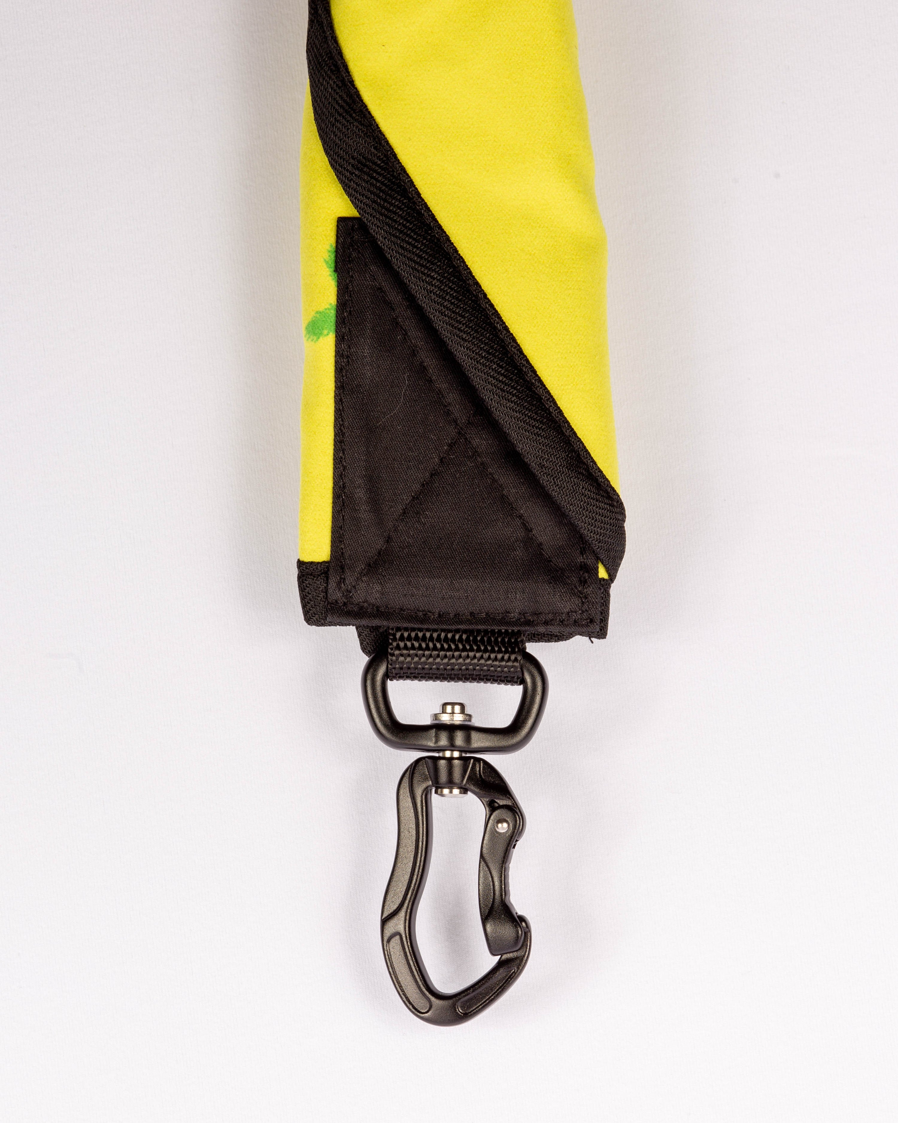 Sea Turtle Serenity Beach Leash™  – A Calm, Go-Anywhere 2-in-1 Dog Leash & Towel
