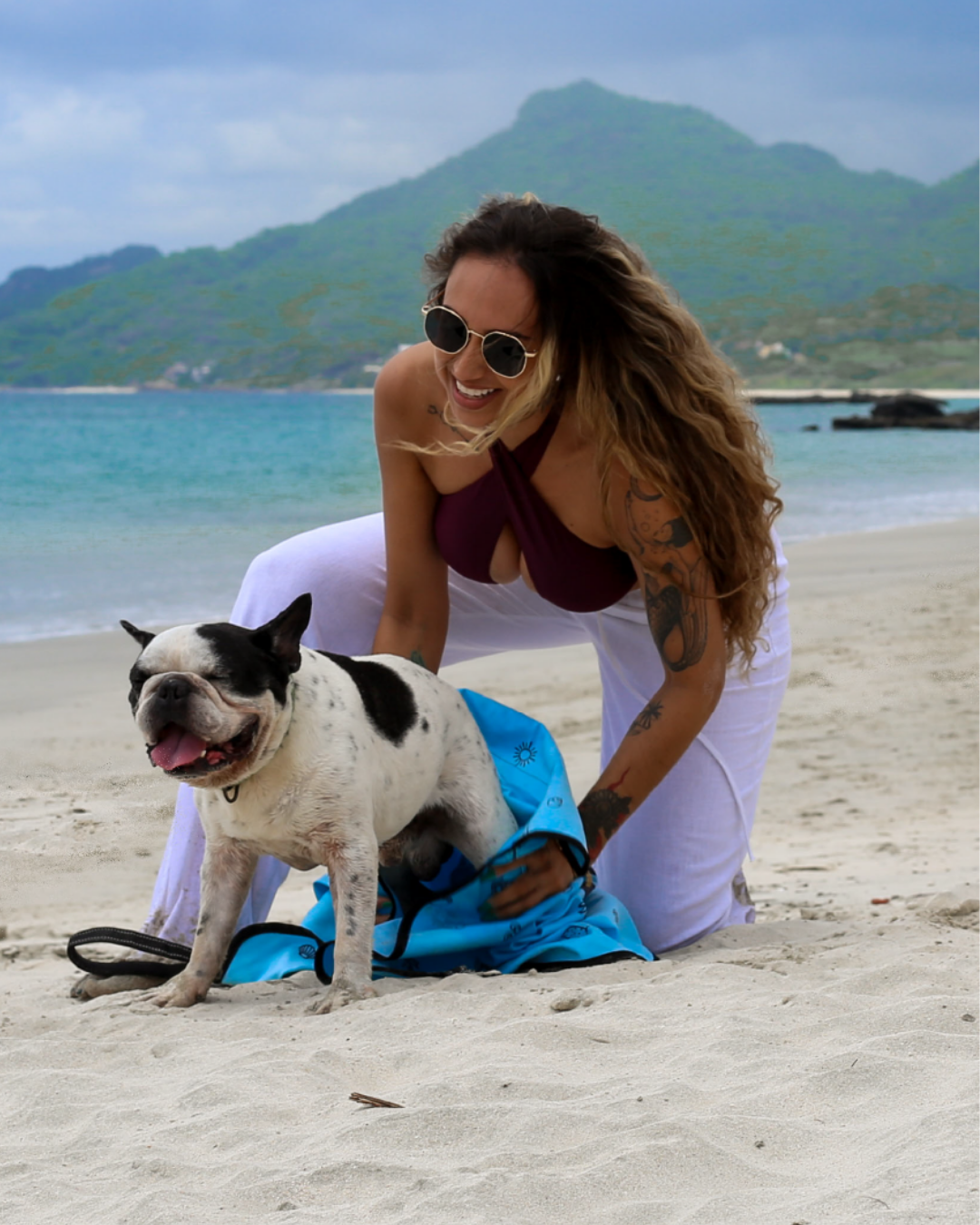 Simply Blue Beach Leash™  – The Everyday 2-in-1 Dog Leash & Towel